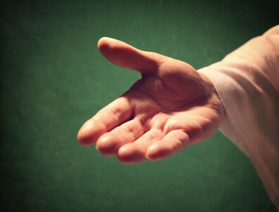 Eine Hand zur Vergebung wird gereicht! Eine Hand zur Vergebung wird gereicht!
