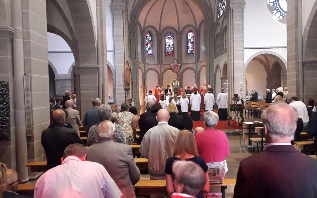 Anbetung – Mitten unter Euch steht der, den ihr nicht seht